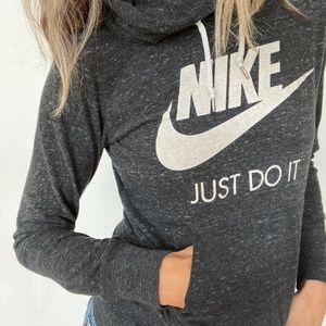 Nike long sleeve hoodie